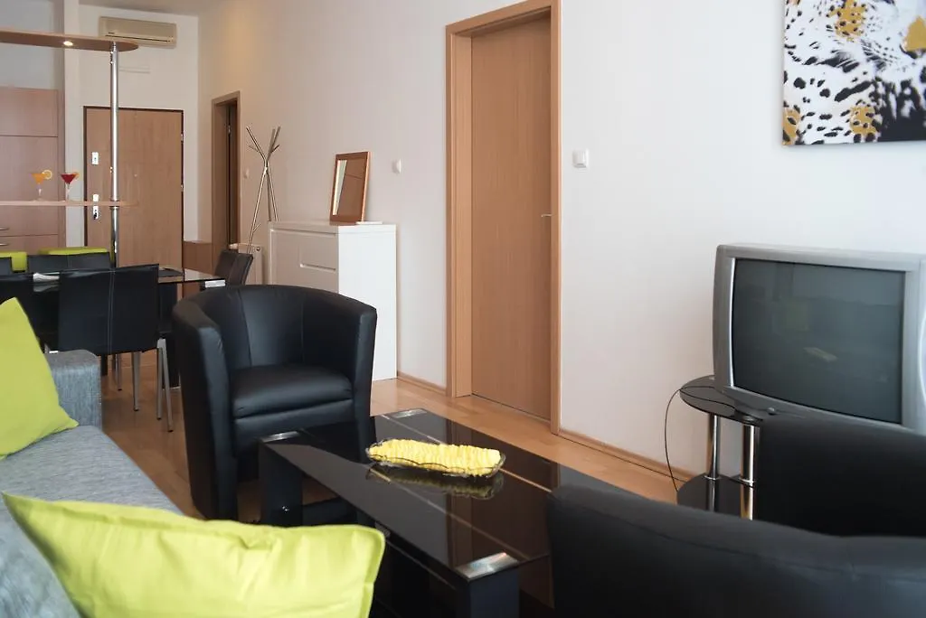 Apartment With Big Terrace Boedapest 0*,  Hongarije